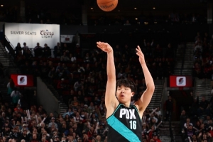 拓记：G联赛是NBA的一个优势点 杨瀚森这样的新秀可以得到锻炼