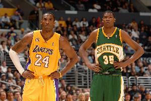 你的欢迎来NBA时刻？杜兰特：科比背靠背第二战砍48分 还命中绝杀