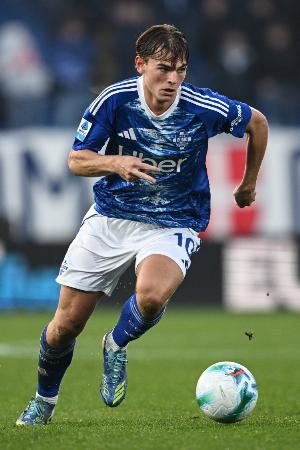 阿斯：皇马首要选择回购帕斯，国米愿为其支付5800万欧！😯