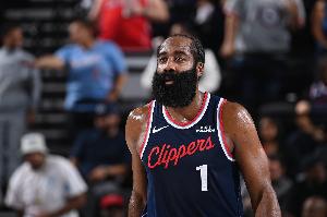 船又沉了！美球迷：求求了请快船放哈登自由 小卡还在作壁上观