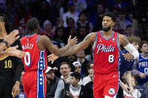 乔治：马克西背靠背打50分钟后还去健身房 这就是为何他这般表现