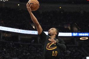 内外开花！加兰强攻打成2+1后追身三分又进 连得6分打停步行者