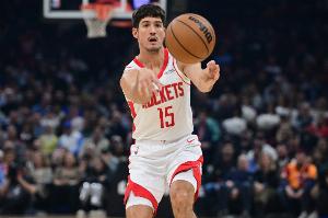 播客主持人：谢泼德是火箭半场领先的关键 下半场却只有2次出手