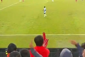 热议蓉城被罚：海牛被罚过空场两场，扔瓶子比种族歧视严重？