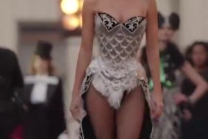 😍肯豆·詹娜为好莱坞大秀开场，这大体格符合吧友审美不？